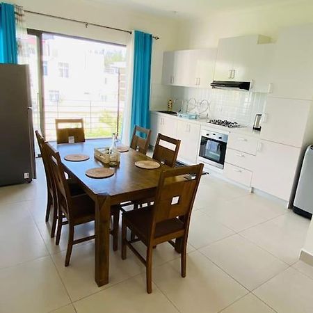 Beach Apartment Flic en Flac Luaran gambar