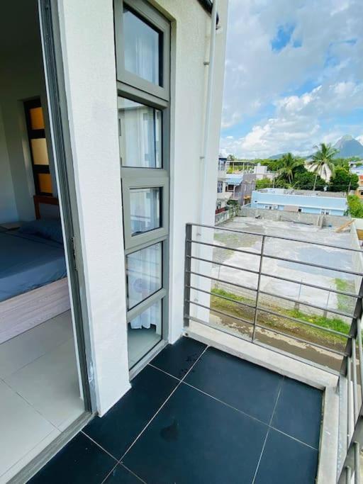 Beach Apartment Flic en Flac Luaran gambar